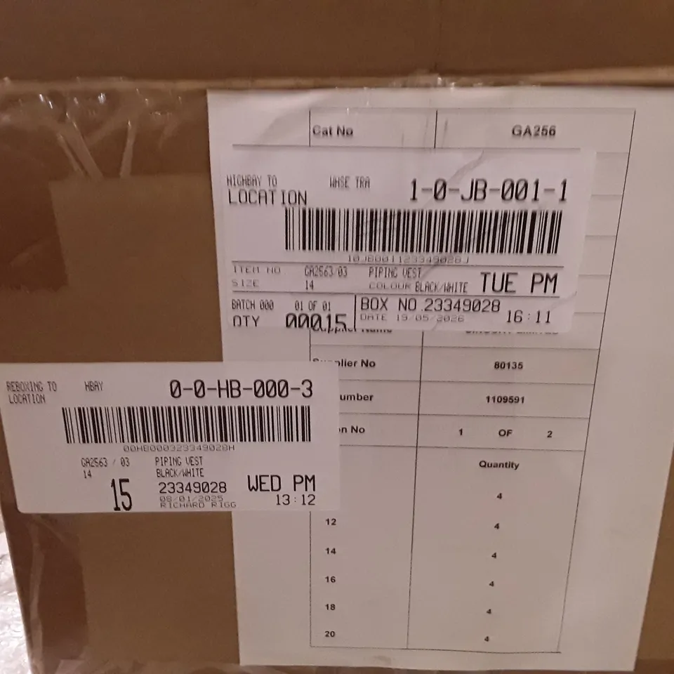 BOXED BRAND NEW SIMPLY BE PIPING VEST SIZE 14 BLACK AND WHITE COLOUR APPROXIMATELY 15 PIECES 