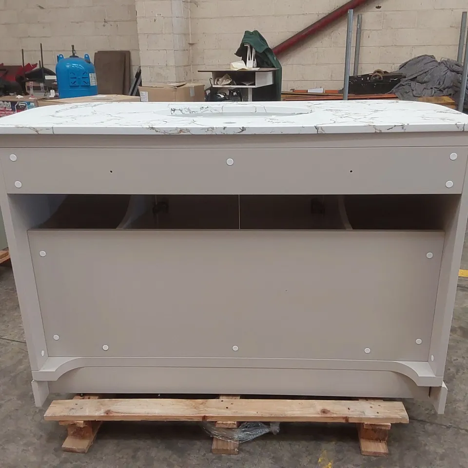 MULTIPANEL PURE VALMASINO MARBLE EFFECT VANITY UNIT