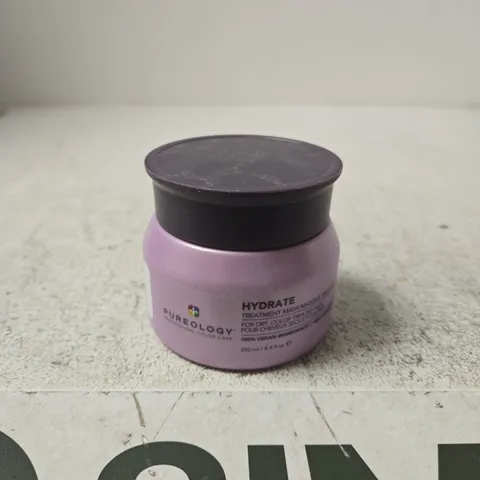 PUREOLOGY HYDRATE TREATMENT MASK 250ML – HAIR CARE