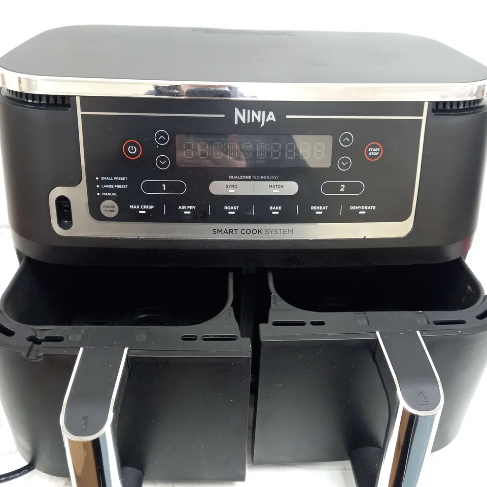 NINJA FOODI MAX DUALZONE AIR FRYER IN BLACK