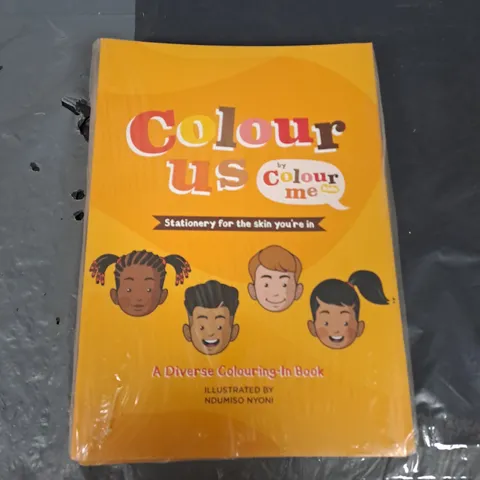BOX OF APPROXIMATELY 125 COLOUR US BY COLOUR ME KIDS DIVERSE COLOURING BOOKS