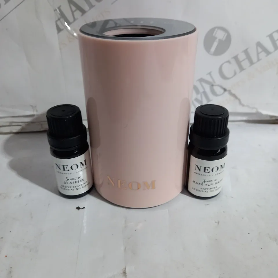 NEOM WELLBEING POD MINI AND ESSENTIAL OIL COLLECTION