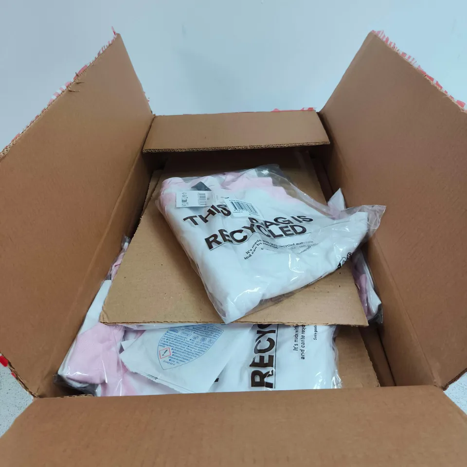 BOX OF 3 ACTIVE GRAPHIC RAGLAN TEE SHIRT WHITE/HOOPS XS