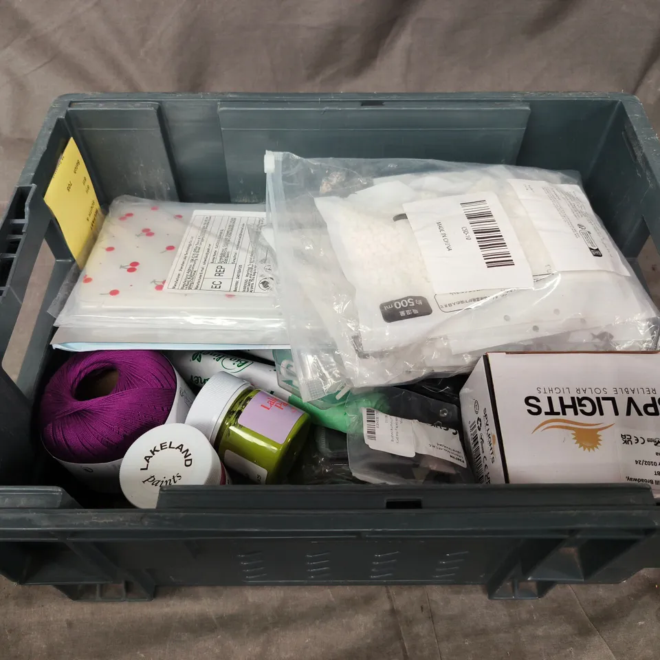 APPROXIMATELY 15 ASSORTED HOUSEHOLD PRODUCTS 