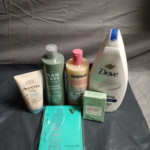 APPROXIMATELY 20 HEALTH AND BEAUTY PRODUCTS TO INCLUDE AVEENO BABY LOTION, DOVE BODY WASH AND SOAP & GLORY BODY WASH