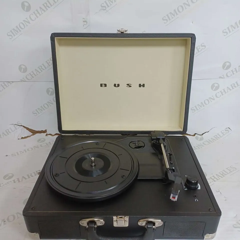 BOXED BUSH CLASSIC TURNTABLE BLACK 