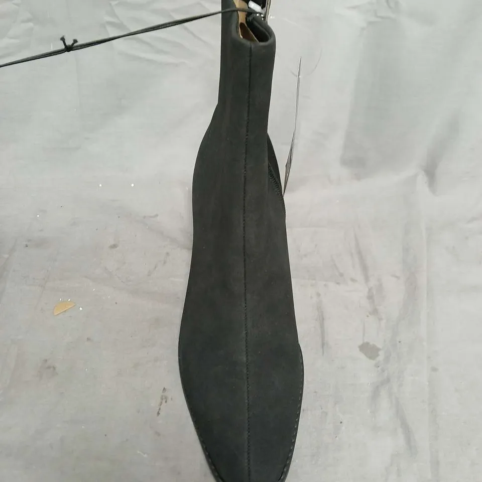 DIRTY LAUNDRY BLACK FAUX SUEDE ANKLE BOOTS, ALMOND TOE, UK 6