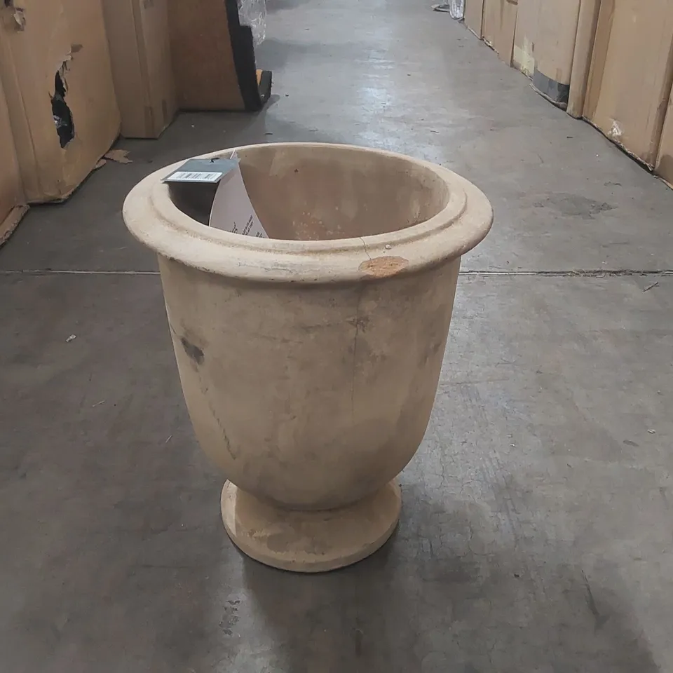 UBLEY PLANTER 29CM TERRACOTTA 