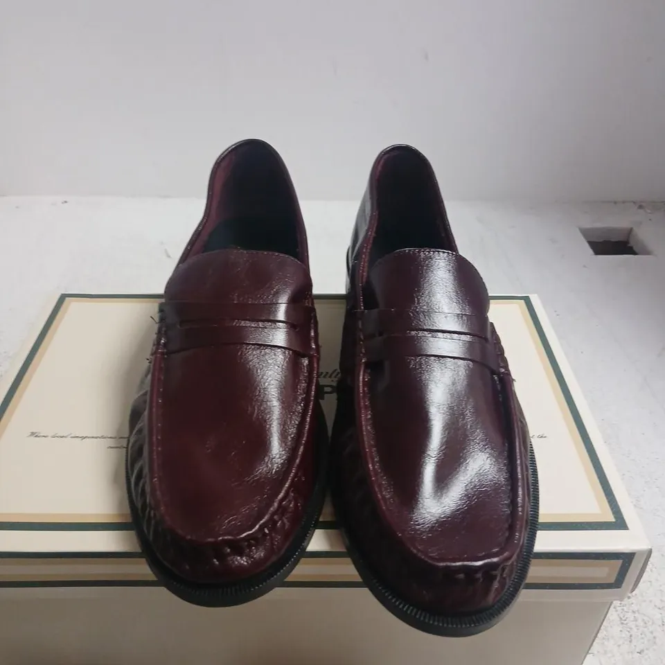 LOCAL SPACE MEN'S OX-BLOOD RED LEATHER LOAFERS – UK 9 (EU 43)
