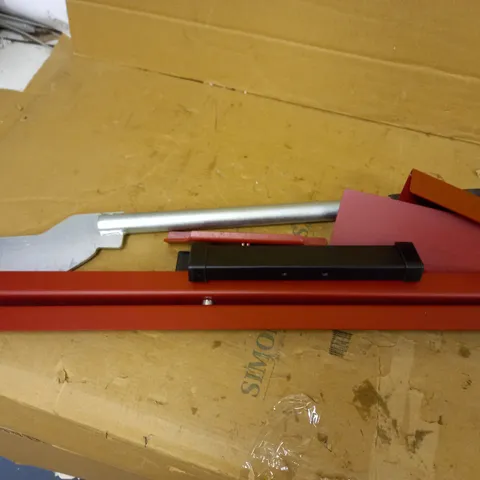 LAMINATE AND VINYL CUTTER