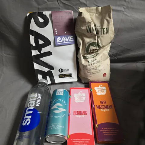 APPROXIMATELY 10 ASSORTED FOOD/DRINK PRODUCTS TO INCLUDE RAVE COFFEE, SIMPLY COOK SEASONING, SMART WATER ETC 