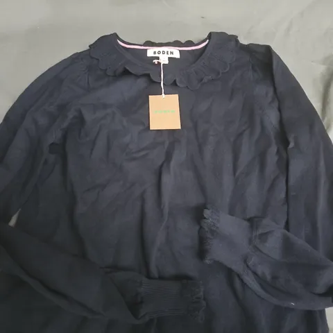 BODEN NAVY KNIT TOP WITH PINK TRIM, SCALLOPED COLLAR, SIZE S