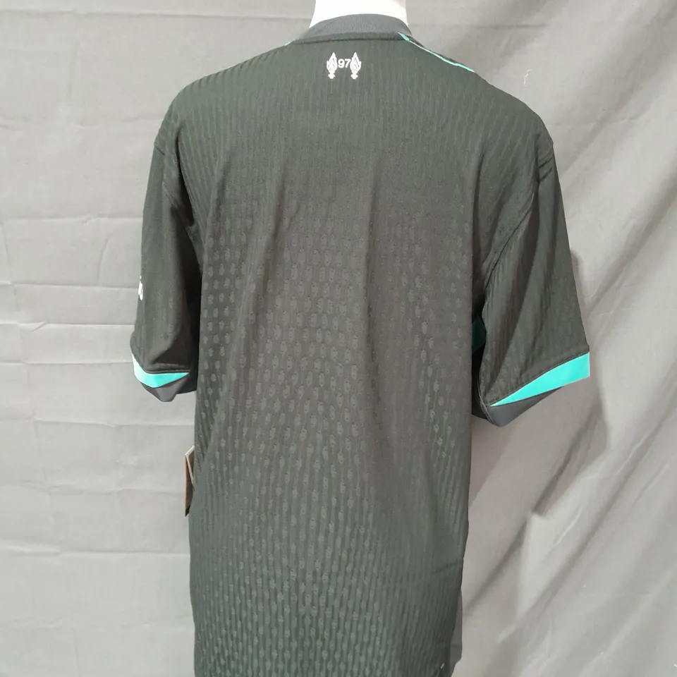 NIKE LIVERPOOL FOOTBALL CLUB SHIRT - MEDIUM