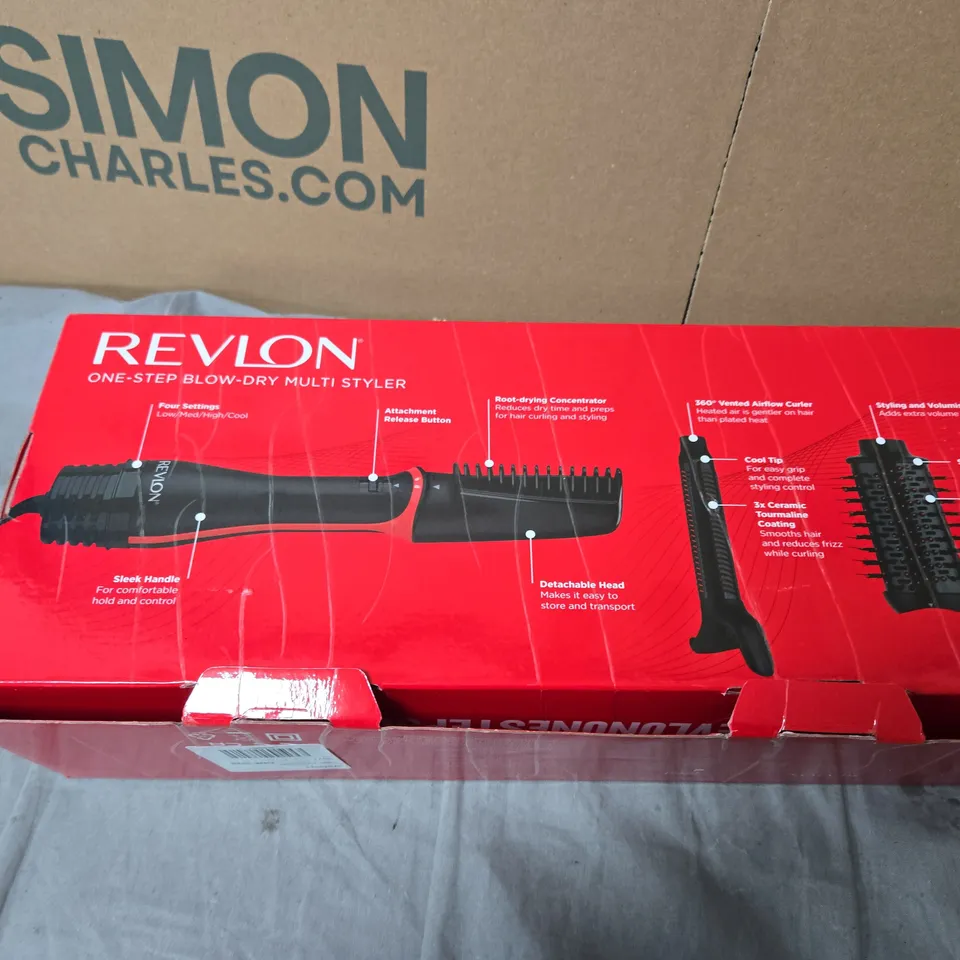 REVLON ONE-STEP BLOW-DRY MULTI STYLER