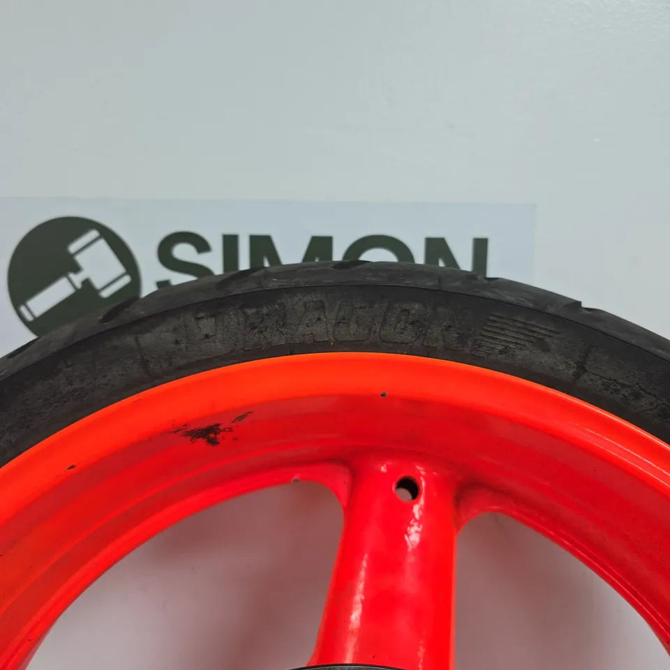 MOTORCYCLE WHEEL WITH PIRELLI DRAGON TYRE – ORANGE RIM 