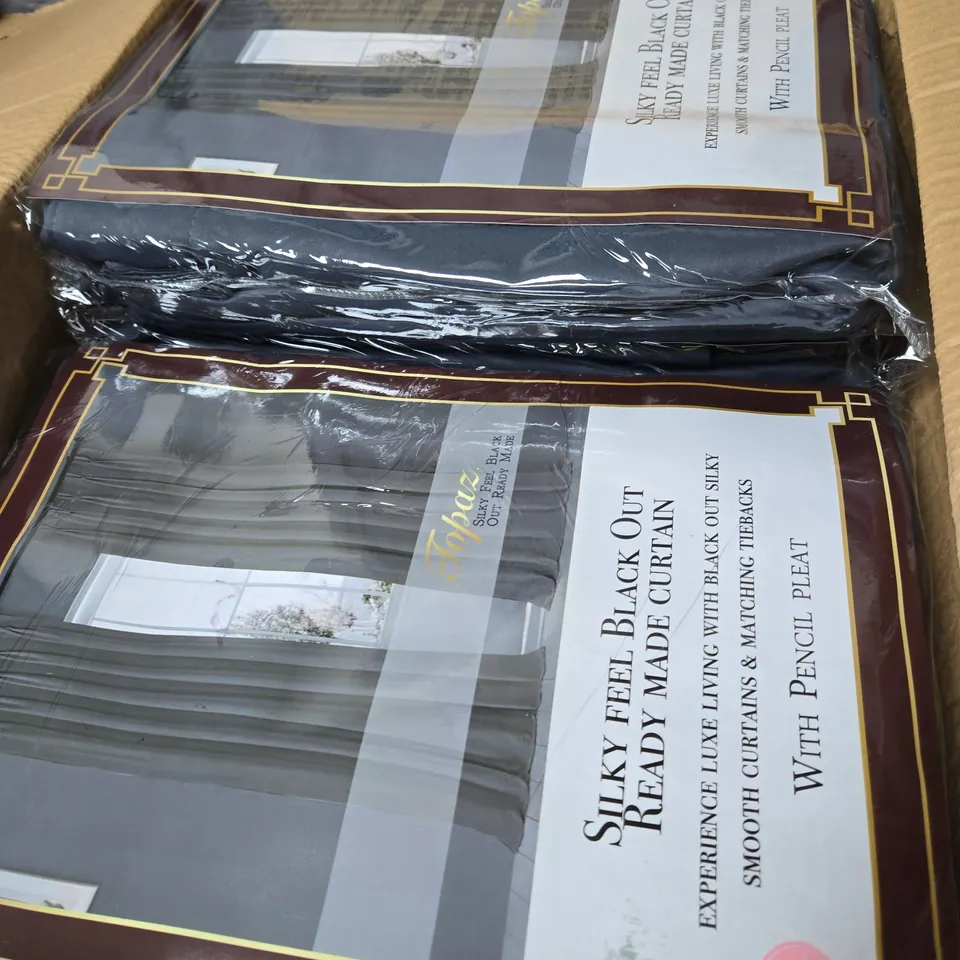 BOX OF APPROXIMATELY 10 SILKY FEEL BLACK OUT READY MADE CURTAIN – PENCIL PLEAT 