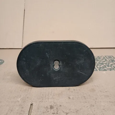 EE BLACK OVAL WIFI ROUTER 