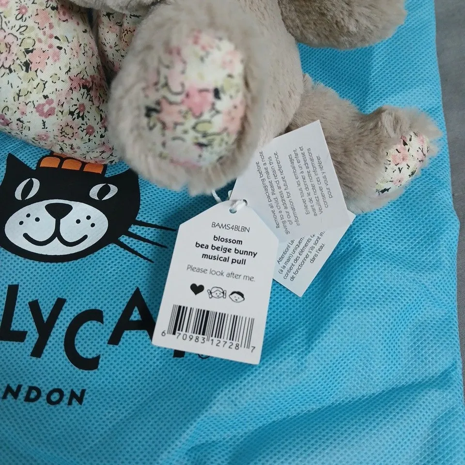 JELLYCAT BEA BEIGE BUNNY – MUSICAL PULL (LONDON)