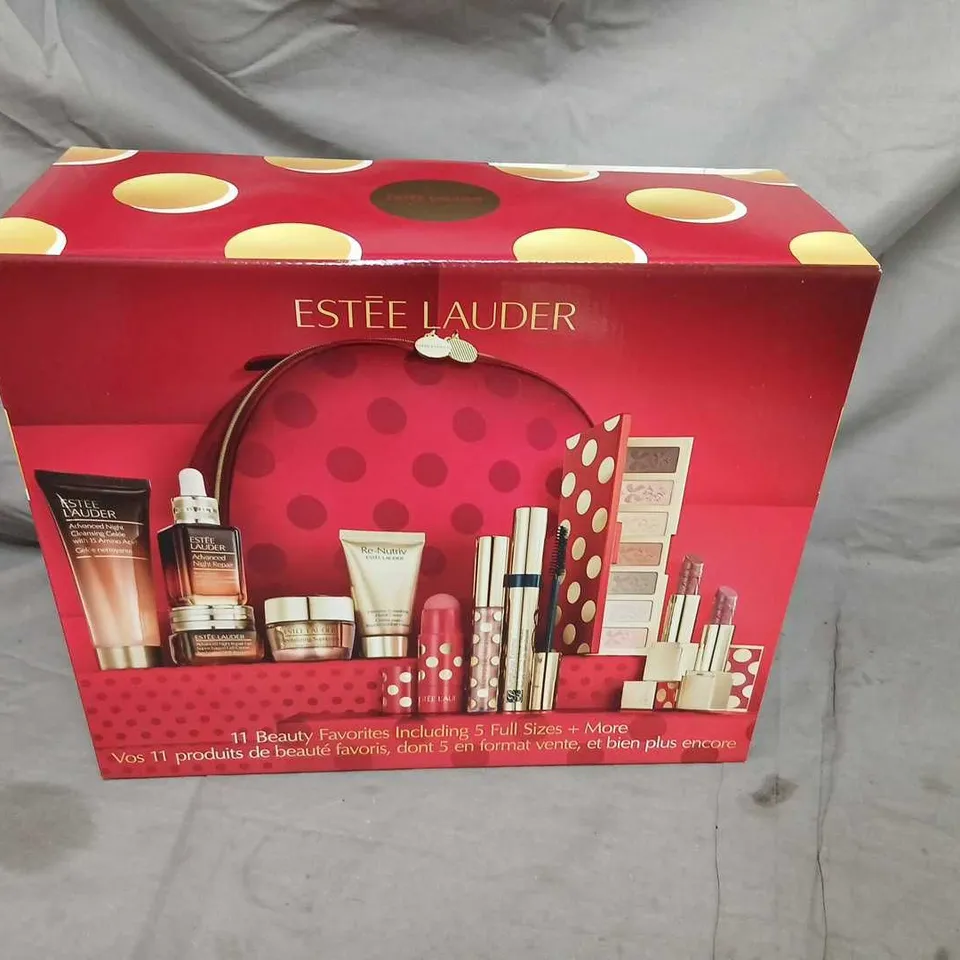 ESTÉE LAUDER 11 BEAUTY FAVORITES GIFT SET – RED GIFT BOX