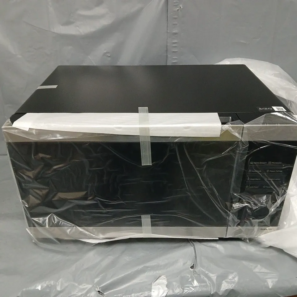 SAMSUNG MS32DG4504ATE3 LARGE CAPACITY SOLO MICROWAVE - COLLECTION ONLY 