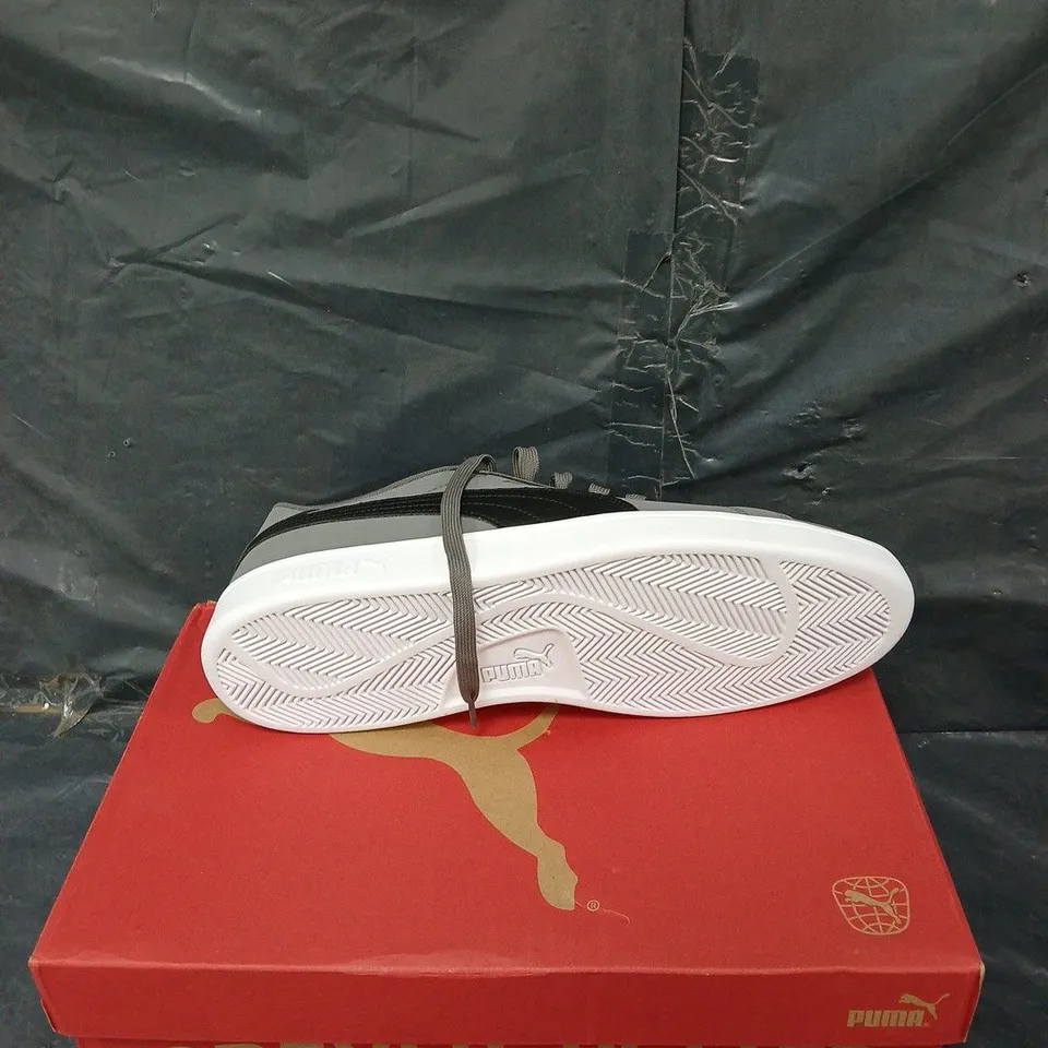 BOXED PAIR OF PUMA SMASH 3.0 BUCK UK 10.5