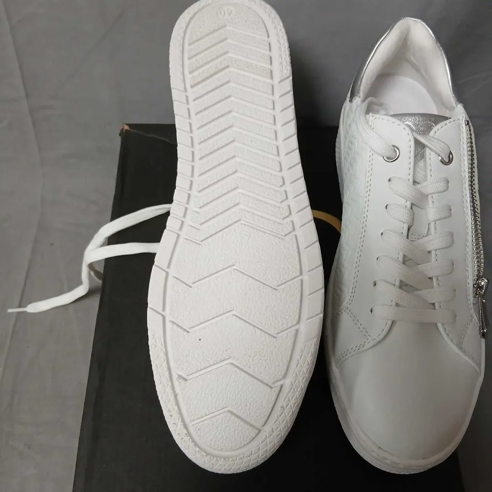 MARCO TOZZI WOMEN’S WHITE SNEAKERS WITH SIDE ZIPPERS – EU 40 (UK 7)