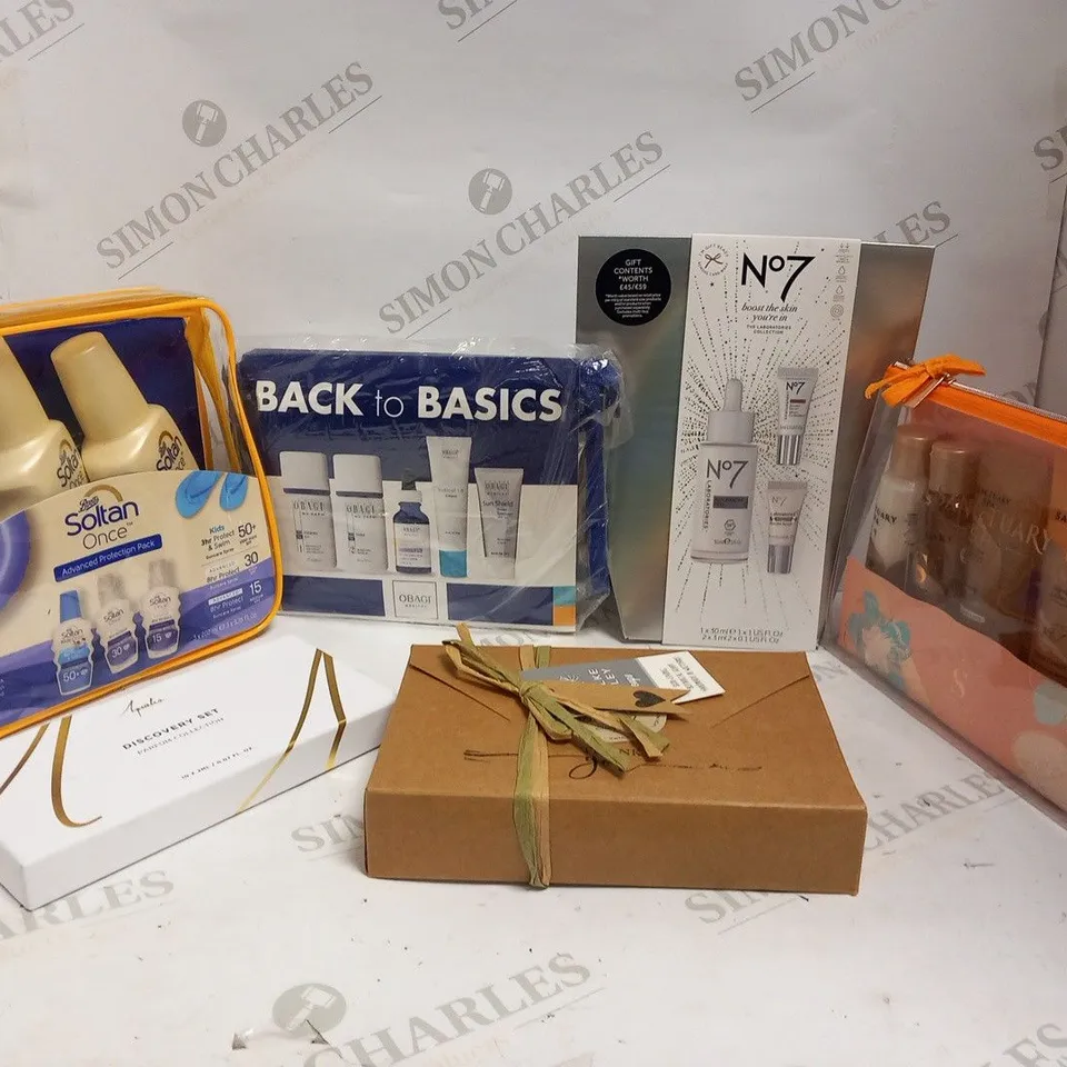 8 ASSORTED GIFT SETS TO INCLUDE; NO 7, JOULES, SOLTAN, SANCTUARY SPA AND AQUALIS