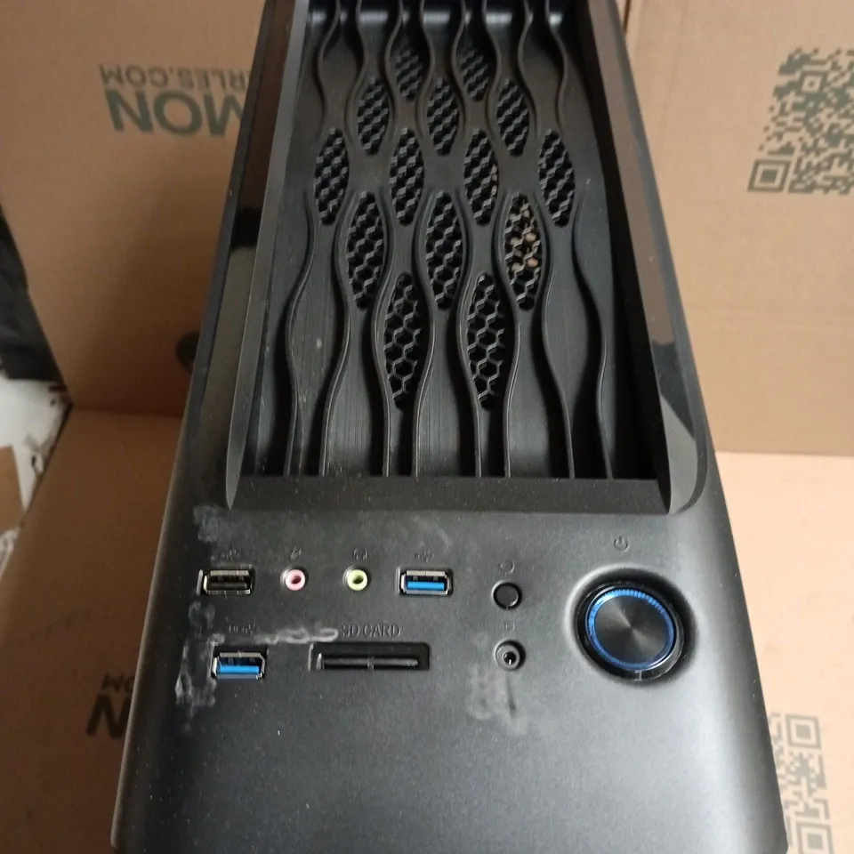 UNBRANDED BLACK DESKTOP PC TOWER CASE  