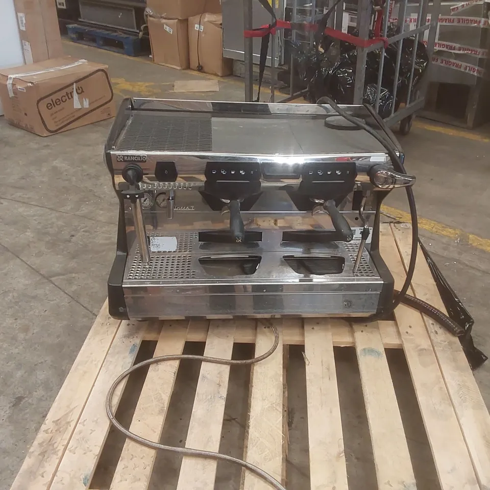 RANCILIO CLASSE 7 COMMERCIAL 2 GROUP COFFEE MACHINE