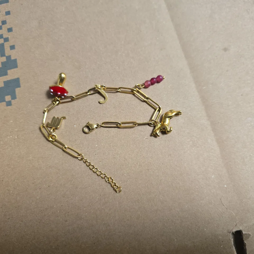 BOXED LOOP GOLD TONE CHARM BRACELET - CHARMS INCLUDE LETTERS J & M