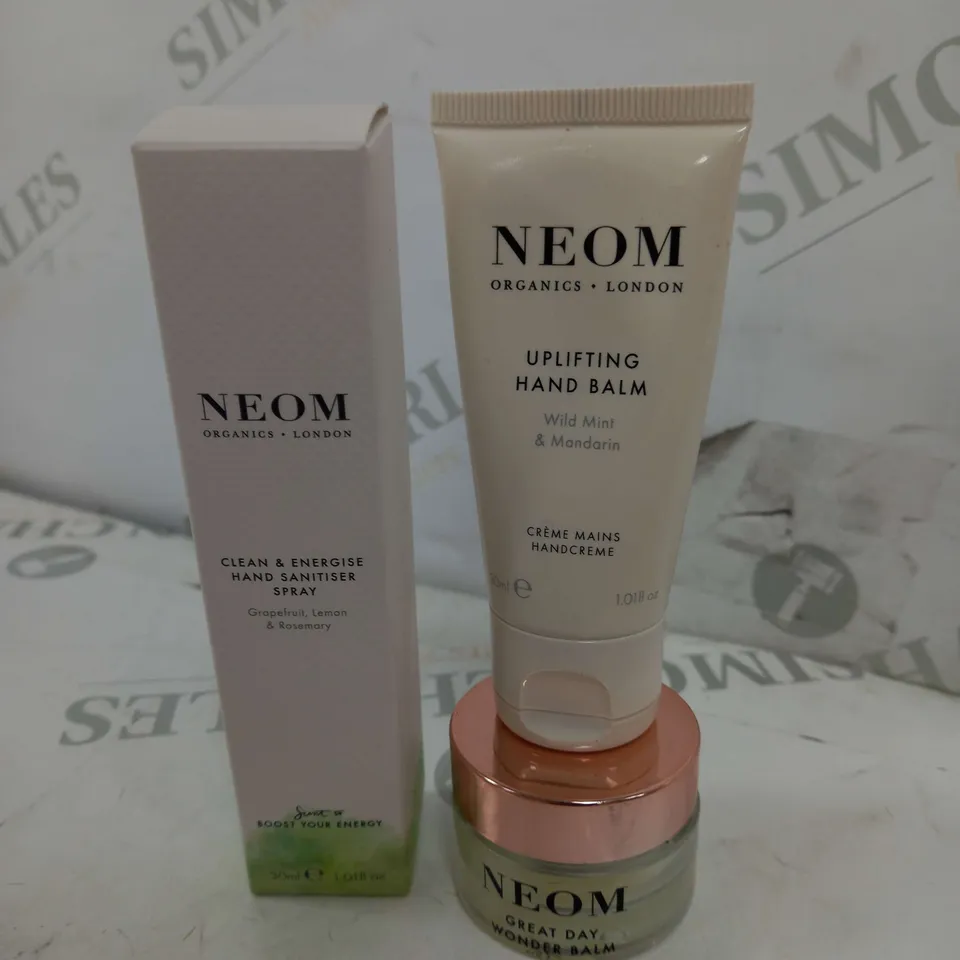 BOX OF ASSORTED NEOM ITEMS APPROXIMATELY 10 TO INCLUDE WONDER BALM, SANITISER, HAND BALM ETC