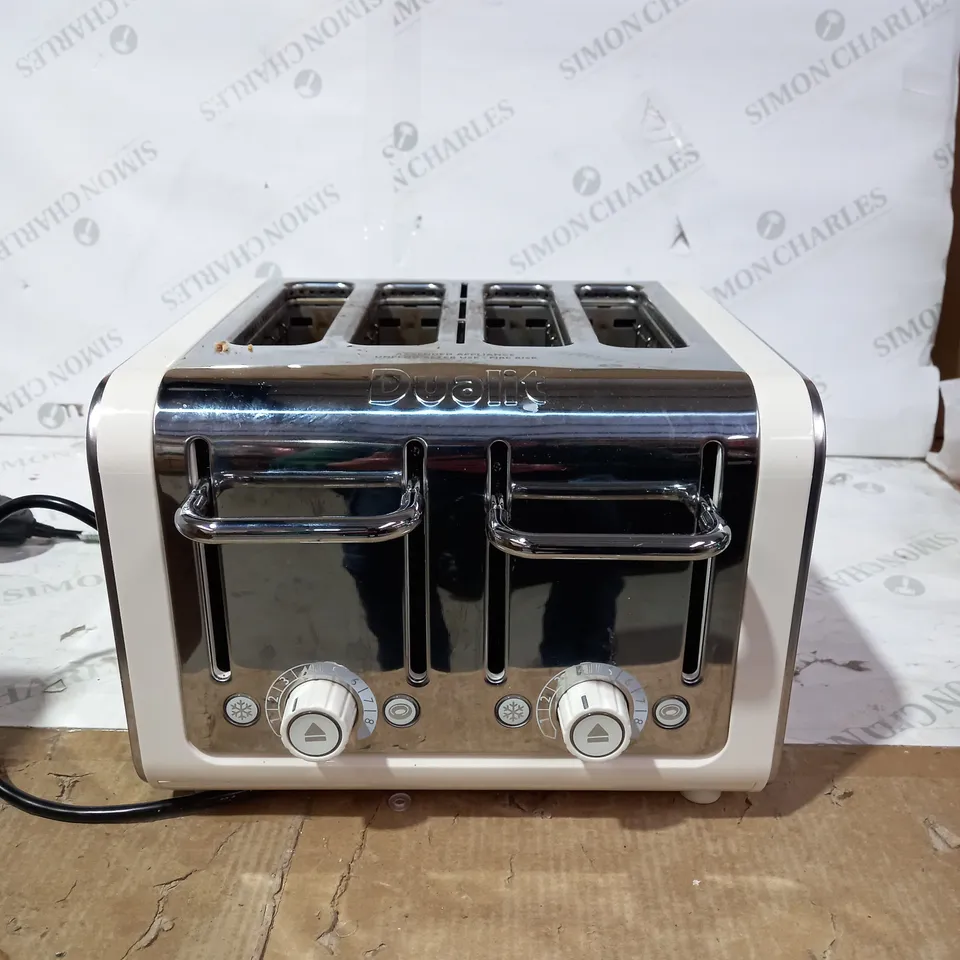DUALIT 4 SLICE TOASTER