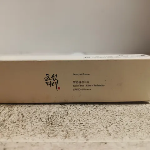 BOXED BEAUTY OF JOSEON RELIEF SUN RICE + PROBIOTICS SPF50+ PA++++ - 50ML