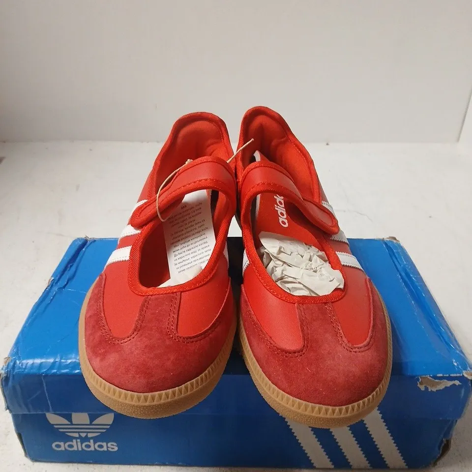 ADIDAS SAMBA JANE W RED VELCRO TRAINERS - UK 6 (US 7.5)