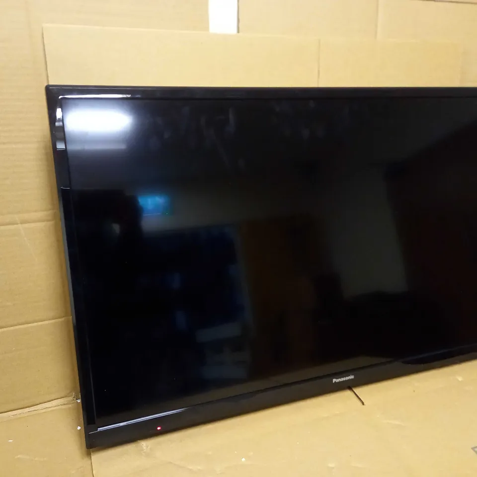 PANASONIC TX-32G302B 32 INCH HD READY LED TV
