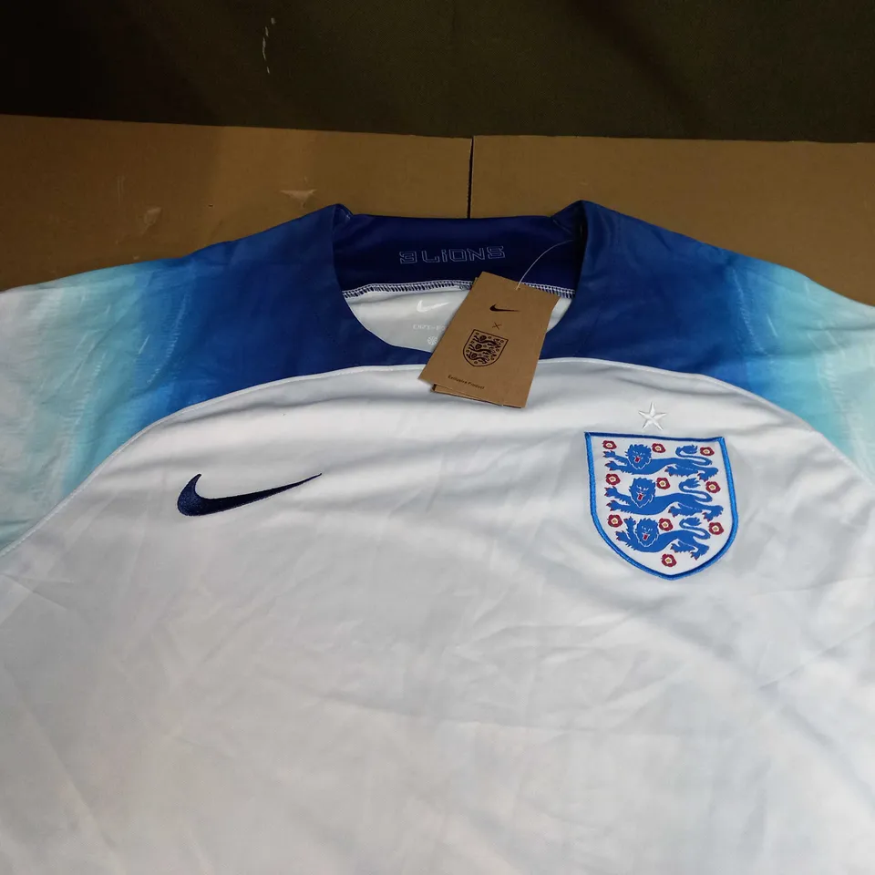 ENGALND FC HOME SHIRT SIZE XL