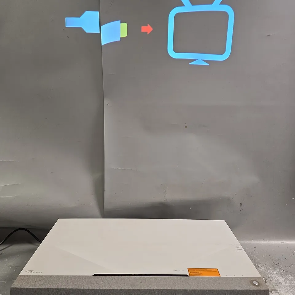 OPTOMA CINEMA XP2 WHITE PROJECTOR 