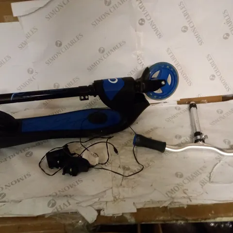 BOXED EVO VT2 E-SCOOTER BLACK/BLUE