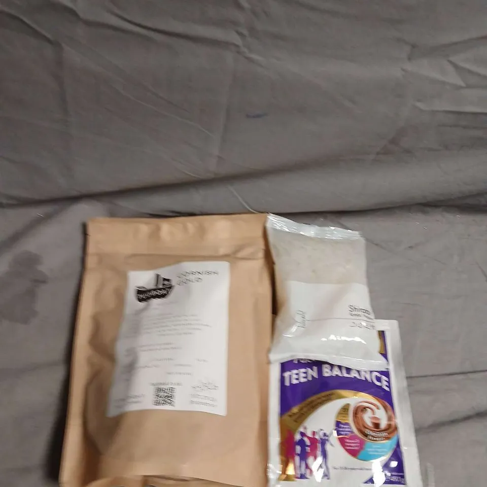 APPROXIMATELY 10 ASSORTED FOOD ITEMS TO INCLUDE - NOODLES, SHAKES AND COFFEE - COLLECTION ONLY