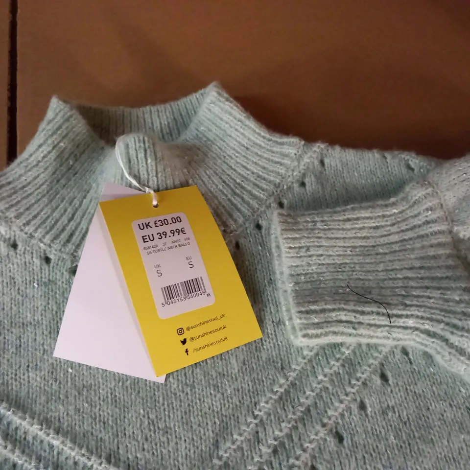 SUNSHINE SOUL TURTLE NECK JUMPER IN MINT GREEN - UK S
