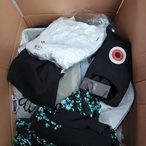 LARGE BOX OF APPROXIMATELY 25 ASSORTED CLOTHING ITEMS IN VARIOUS COLOURS, STYLES AND SIZES - COLLECTION ONLY