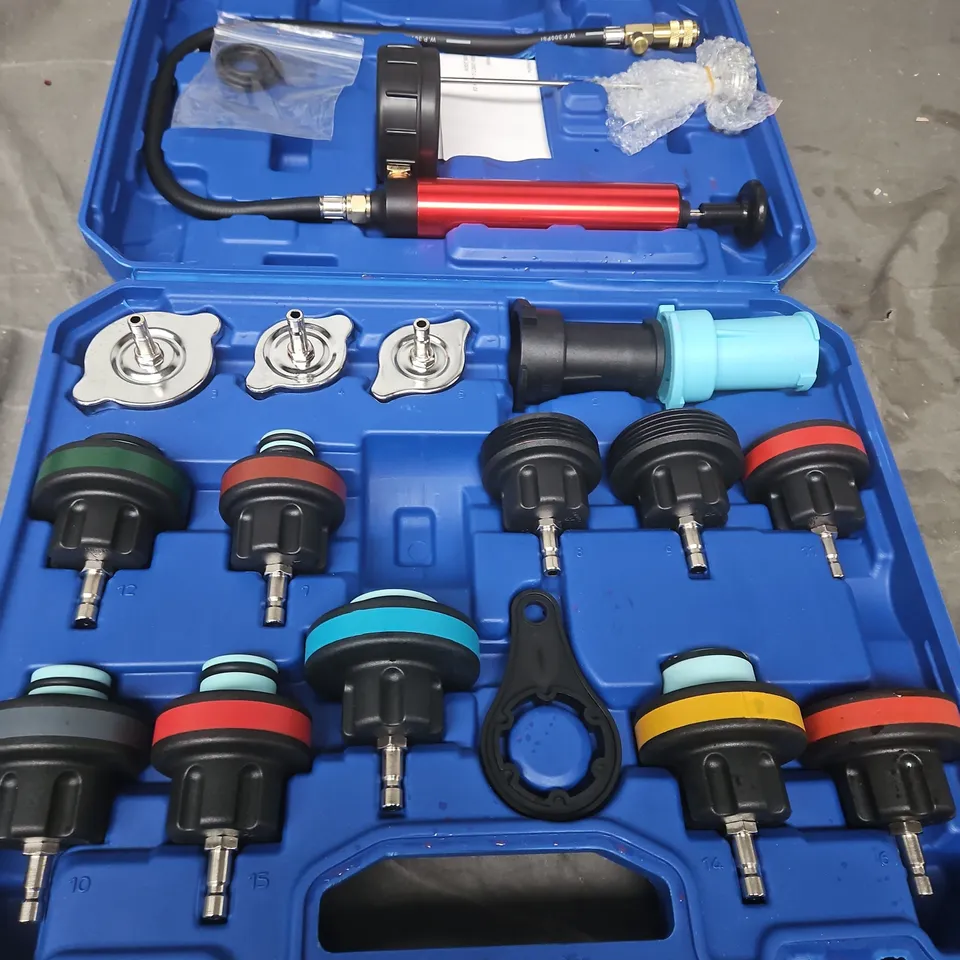 19PCS RADIATOR LEAK TEST TOOL SET IN BLUE CARRY CASE