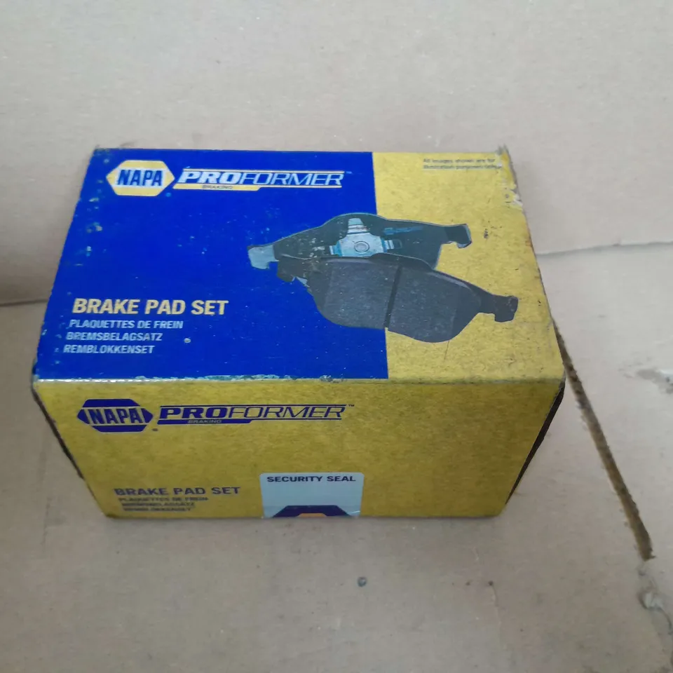 NAPAPROFORMER BRAKE PAD SET 