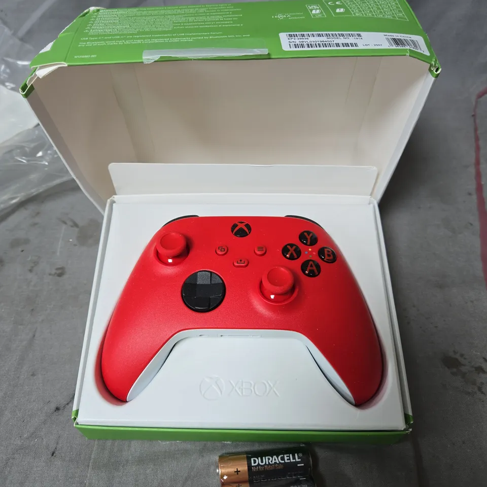 XBOX PULSE RED CONTROLLER