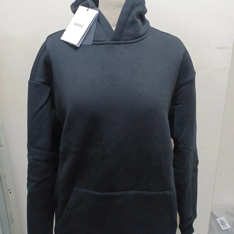 ARNE RELAXED FIT HOODIE IN BLACK - XS 
