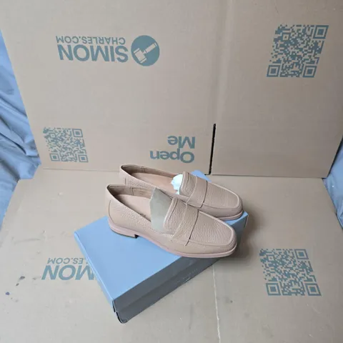 VIONIC LEATHER LOAFERS – BEIGE – WOMEN’S SLIP-ON SHOES UK 3