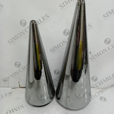BOXED KELLY HOPPEN SET OF 2 INDOOR/OUTDOOR PRELIT GLASS DECOR - REFLECTIVE CONES