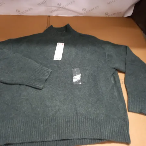 UNI QLO WOMENS MOCK NECK SWEATER - L