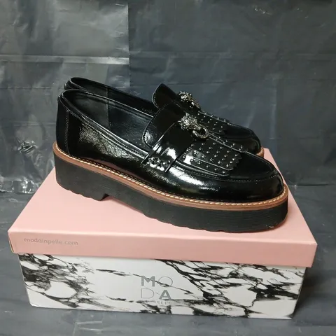 BOXED MODA IN PELLE EVALEAH BLACK LEATHER CHUNKY SHOES - SIZE 40