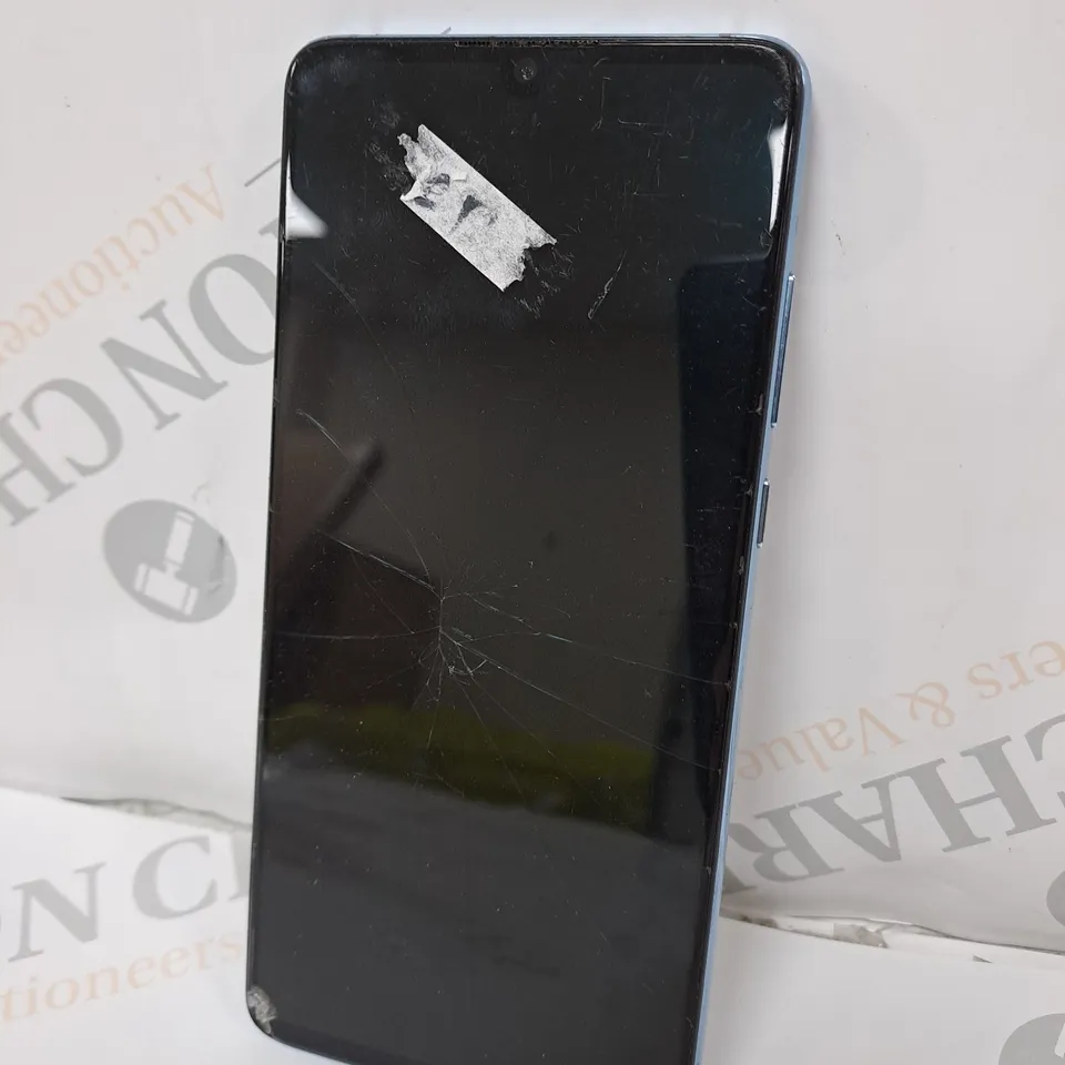 HUAWEI P30 